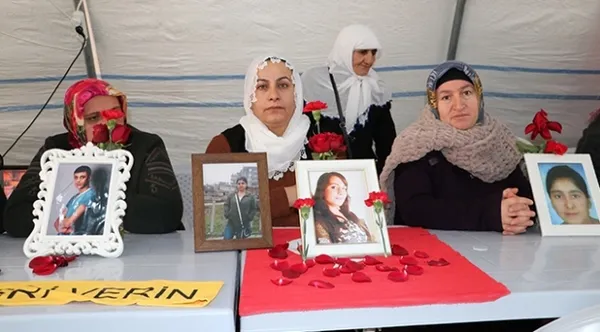 hdpnin-kapatilmasina-karsi-cikan-millet-ittifaki-bebek-ve-ogretmen-katili-pkkyi-gormuyor-1616015893843.jpg HDP'nin kapatılmasına karşı çıkan Millet İttifakı, bebek ve öğretmen katili PKK'yı görmüyor-2