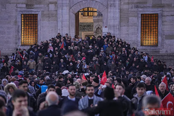 Binler Galata'ya akın etti... İstanbul'dan Aksa'ya direnişe bin selam! | Alandan tarihi kareler - 22