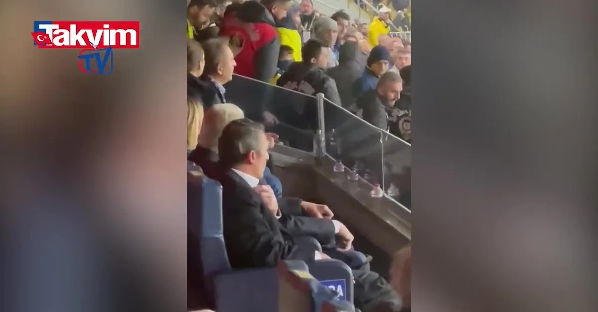 Kadıköy’de taraftardan Ali Koç’a tepki!