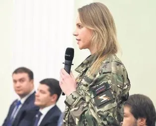 Sana üniforma çok yakışıyor