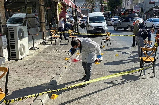 İstanbul'da kanlı kavga! Silahlar patladı: 2 yaralı