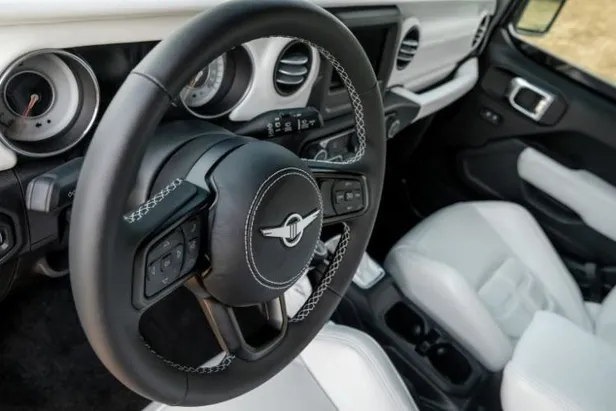 Dünyanın en güçlü SUV modeli olan 2020 Rezvani resmen tanıtıldı! Türkiye fiyatı 'yok artık' dedirtti-1