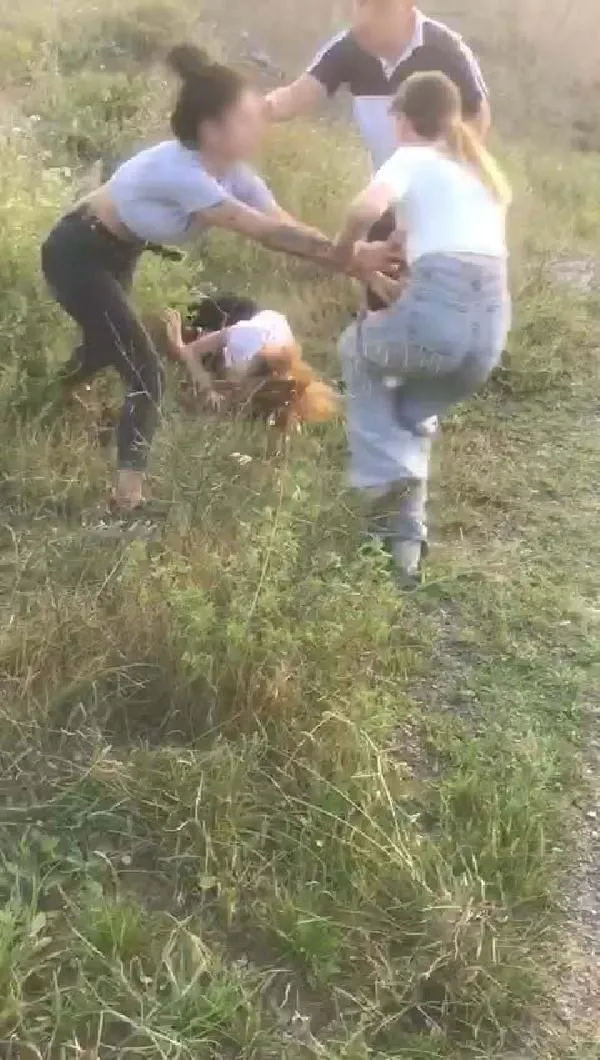 SON DAKİKA: Elif Çakal'ın sır ölümüyle ilgili flaş gelişme: 4 arkadaşı hakkında yakalama kararı çıkarıldı-5