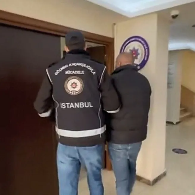 Tırda gizli bölme, havada sahte vize