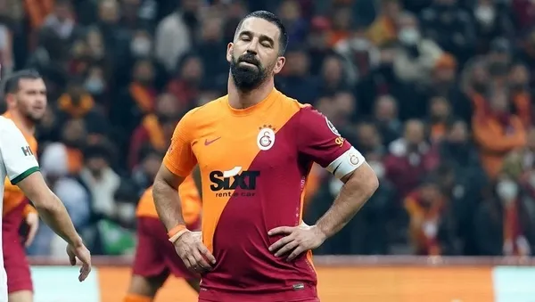 ozel-haber-i-herkesin-gozu-arda-turanda-sessizligini-bozacak-mi-1652975934947.jpg Özel Haber I Herkesin gözü Arda Turan'da! Sessizliğini bozacak mı?-3