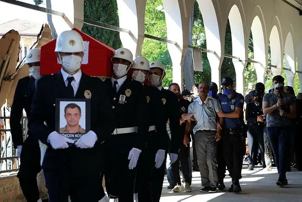 baskan-erdogandan-sehit-bekci-gokcen-kosalin-ailesine-bassagligi-mesaji-1626292136564.jpeg Başkan Erdoğan'dan şehit bekçi Gökçen Koşal'ın ailesine başsağlığı mesajı!-2