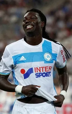 Galatasaray Gomis'i KAP'a bildirdi