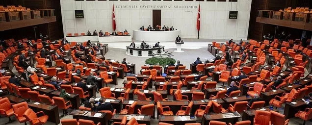 SON DAKİKA HABERİ: CHPli Enis Berberoğlu, HDPli Leyla Güven ve Musa Farisoğullarının milletvekillikleri düştü! | VİDEO