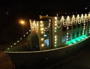 Dünyada bir ilk! Gemi şeklinde Camii