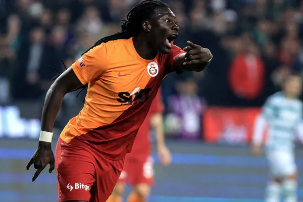 mostafa-mohamed-galatasaraydan-ayriliyor-saglik-kontrollerinden-gececek-1658225470133.jpg Mostafa Mohamed Galatasaray'dan ayrılıyor! Sağlık kontrollerinden geçecek-6