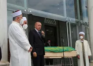 Başkan Erdoğan Rizede, Güneysu Camiinin eski imamı Alim Osman Yılmazın cenaze namazına katıldı