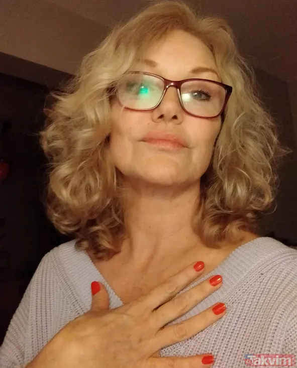 Yasemin Allen'ın annesi Suna Yıldızoğlu 'İngiltere'nin biten sağlık sistemi bitmiş' demişti! Gurbetçilerden Yeşilçam yıldızına destek... - 11