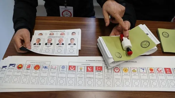 anket-degil-operasyon-ipden-fonlanan-konda-kemal-kilicdaroglunu-gazladi-manipulatif-rakamlarin-perde-arkasi-1683803079979.jpeg Anket değil operasyon! İP'den fonlanan KONDA Kemal Kılıçdaroğlu'nu gazladı: Manipülatif rakamların perde arkası-6