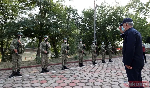 SON DAKİKA: Milli Savunma Bakanı Akar komutanlarla Edirne'de! Yunanistan'a sert mesaj - 8