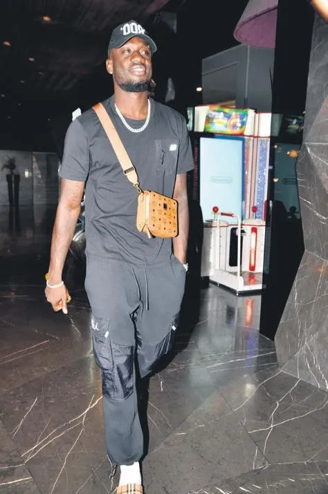 İlayda Alişan, önceki gün Nişantaşı'nda objektiflere takıldı-4