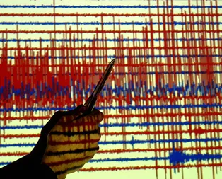 Fransa’da şiddetli deprem!