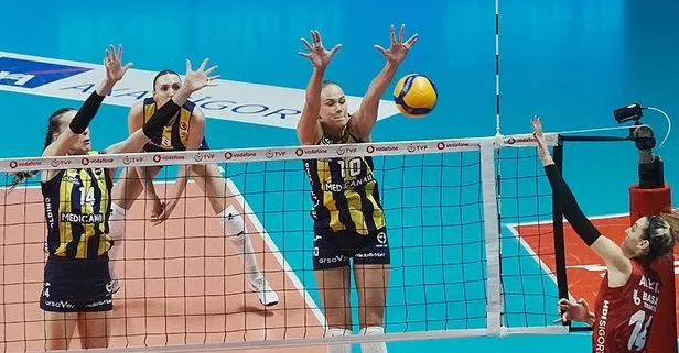 Fenerbahçe Galatasaray'a set vermedi!