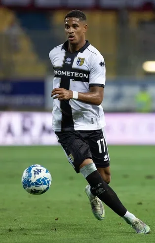 Fenerbahçe'nin Jayden Oosterwolde teklifi Parma'dan döndü