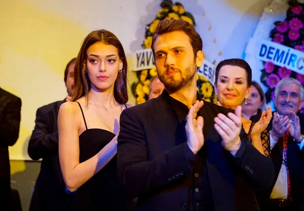 cukurun-efsanesi-uc-kurusa-gelecek-iddialari-yalan-cikti-o-gunler-artik-mazide-kalacak-1640785952498.jpg O günler artık mazide kalacak! Çukur'un efsanesi Üç Kuruş'a gelecek iddiaları yalan çıktı!-6