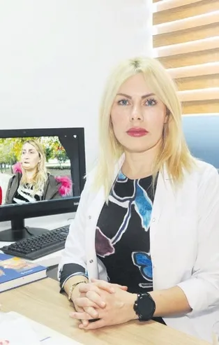 Songül Uzunoğlu, estetik mağduru oldu! Prof. Dr. Özlenen Özkan uyardı: “Kuaför ve emlakçılar bile botoks yapıyor”