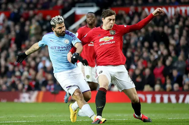 İngiltere'de koronavirüs şoku | Test pozitif çıktı, Manchester United - Stoke City maçı iptal edildi