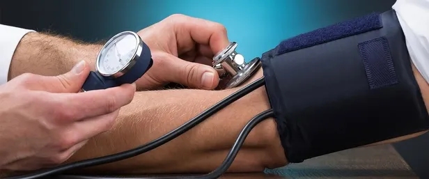 tansiyon-ensemizde-1668124781402.jpeg Tansiyon ensemizde! Hipertansiyon, ensede ağrı ve burun kanamasına yol açıyor-2