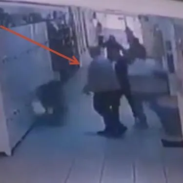 Sarıyer’de kadın öğretmene yumruklu saldırı! Maganda veli gözaltına alındı... Dehşet anları kamerada