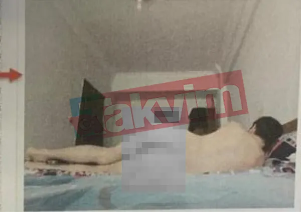 son-dakika-feto-abisi-kadin-ic-camasirlari-giyip-selfie-cekmis-18-goruntuler-ortaya-cikti-1609218497793.jpg SON DAKİKA! FETÖ abisi kadın iç çamaşırları giyip selfie çekmiş! +18 görüntüler ortaya çıktı-6