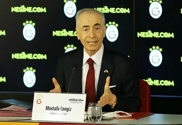1611826268039.jpg Fenerbahçe Galatasaray'ı 6'ya katladı! Mustafa Cengiz büyük umutlarla başlatmıştı ama...-4