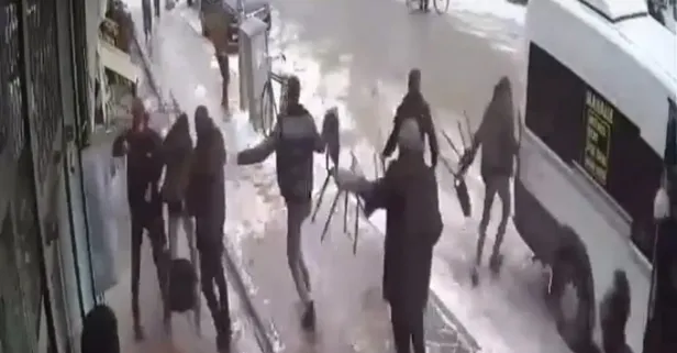Savaş gibi kavga: Bıçak, taş, sopa ve sandalyeler havada uçuştu