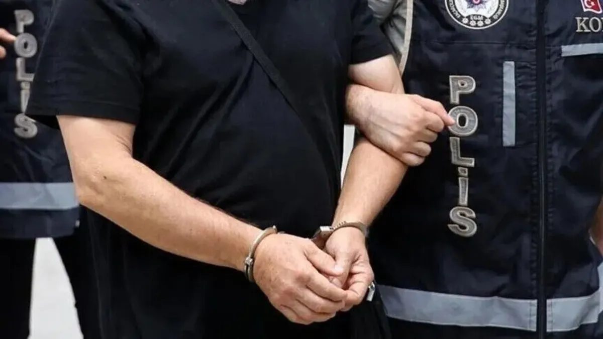 İstanbul merkezli terör operasyonu! 12 ilde 42 adrese eş zamanlı baskın: 39 şüpheli gözaltında