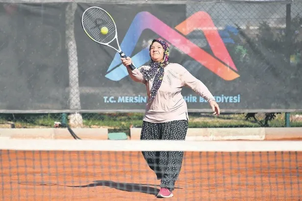 otizmli-olarak-dunyaya-gelen-caner-serinin-azmi-herkesi-hayran-birakti-yasam-haberleri-1663539432891.jpeg Otizmli olarak dünyaya gelen Caner Serin'in azmi herkesi hayran bıraktı | Yaşam haberleri-9