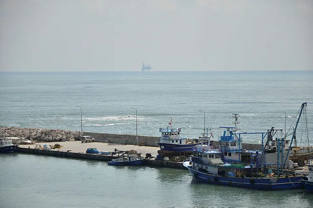 Adana'da tarihi görüntü! Petrol ve doğalgaz arama çalışmaları başladı-1