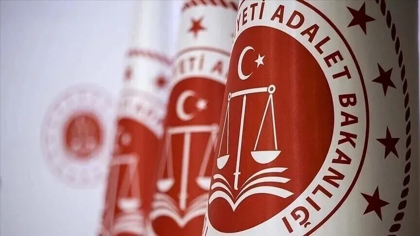 1788708153940.jpeg Akın Gürlek OVP'deki yargı reformlarını açıkladı: E-duruşma yaygınlaşacak, yargılama süreçleri hızlandırılacak-3