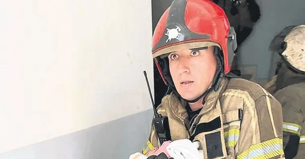 Kahraman itfaiyeci Yiğit Özer 1.5 aylık Zümra Nehir'i alevlerin arasından kurtardı
