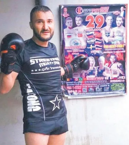 1708212693104.jpeg 77 yaşındaki komşusunu alevlerden kurtardı! Kemal Altınpınar Fransa'da kahraman ilan edildi-2
