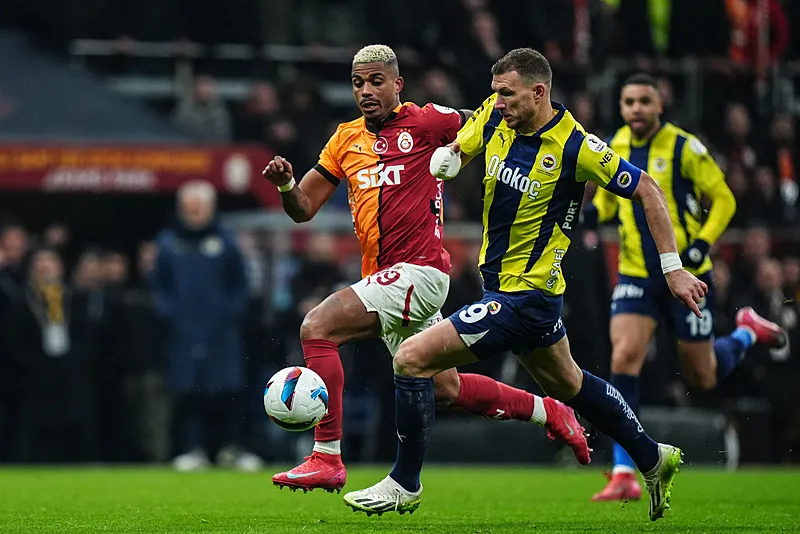 Galatasaray'da veda zamanı! Yıldız futbolcularla yollar ayrılacak - 10