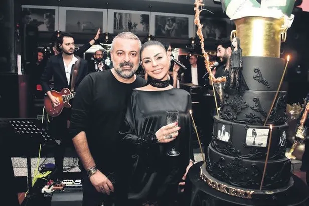 kerem-bursinden-alkis-alacak-hareket-gonullu-boyaci-oldu-1640032757257.jpeg Kerem Bürsin'den alkış alacak hareket! Gönüllü boyacı oldu-11