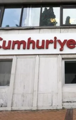 Cumhuriyet ele geçirildi, Zaman’a dönüştürüldü