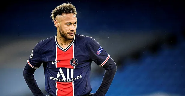 Paris Saint-Germain Neymar'la sözleşmeyi 2025 yılına kadar uzattı