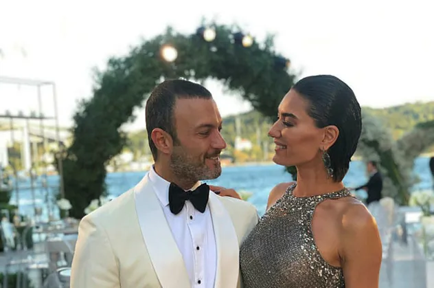 Hande Subaşı ünlü playboyu dize getirdi! Hande Subaşı ile Alican Ulusoy evleniyor