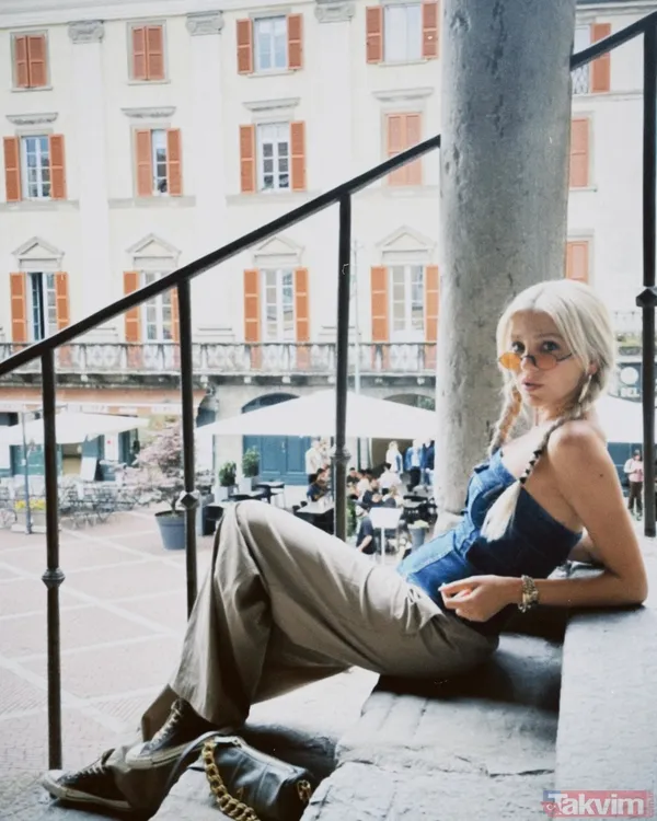 Eğitim Hayatı Boyunca Tiyatroyla Yakından İlgilenen Gökçe Eyüboğlu, Akademi 35,5 Sanat Evi'nde Oyunculuk Eğitimi Aldı. Vahide Perçin, Altan Gördüm Gibi...