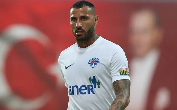 son-dakika-ricardo-quaresma-vitoria-guimaraese-transfer-oldu-1599502792186.jpg