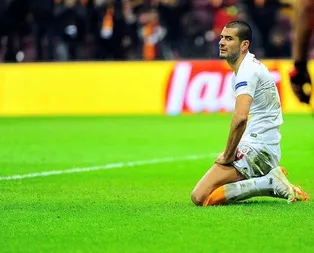 Eren Derdiyok zoru başardı!