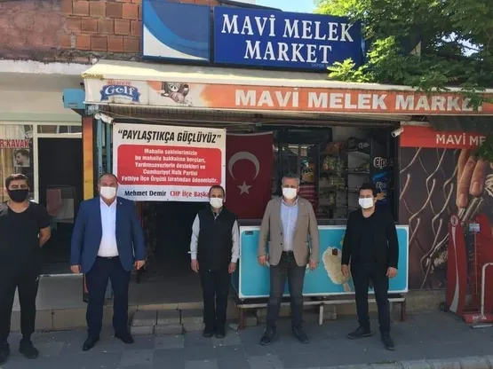 chpnin-hayirsever-reklamcisi-yine-isbasinda-1588191723819.jpeg CHP Fethiye İlçe Başkanı Mehmet Demir vatandaşın borcunu reklam malzemesi yaptı!-3