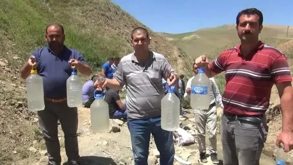 Muş'ta şifalı diye içilen suda bakteri bulundu-5