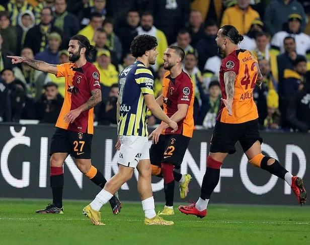 galatasaray-kadikoyde-fenerbahceyi-devirdi-fenerbahce-0-3-galatasaray-mac-sonucu-ozet-1673201778381.jpeg Galatasaray Kadıköy'de Fenerbahçe'yi devirdi! Fenerbahçe 0-3 Galatasaray | MAÇ SONUCU ÖZET-3