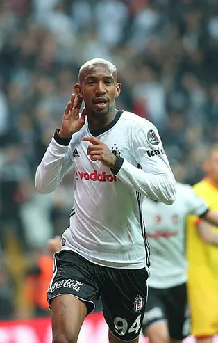 Beşiktaş'ın eski yıldızı Talisca Fenerbahçe yolunda! Arap basınından sürpriz iddia