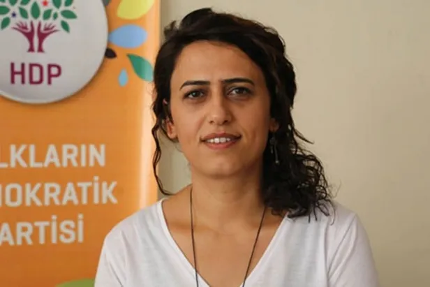 harekat-oncesi-pkk-ve-hdp-tutusmus-vaziyette-6li-masaya-sesinizi-cikarin-net-degilsiniz-tepkisi-1660767510382.jpeg