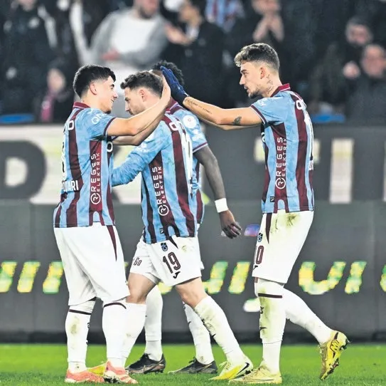 Devler karşılaşıyor